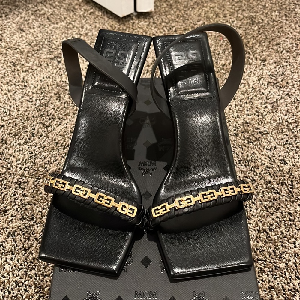 Givenchy 4G Chain Slingback Sandal, NWOT - Picture 6 of 13